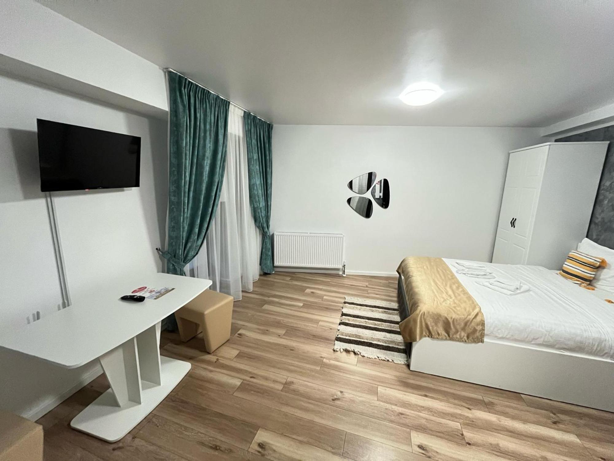 Grey Boutique Iasi